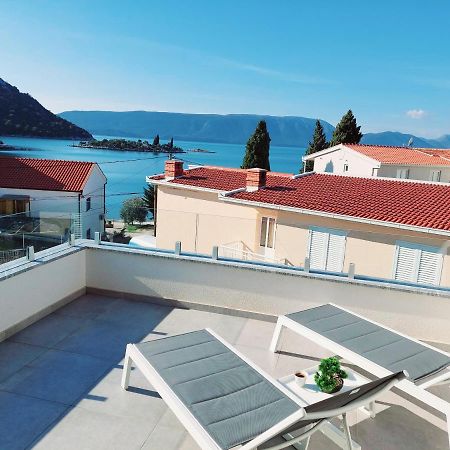 Villa Luni Блаце Экстерьер фото